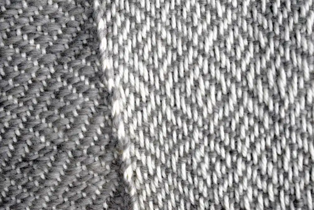 Piecera Super King en Lana Natural | Diseño de Rombos Reversible | Hecho a Mano en Telar - 260x83 cm - Imagen 6